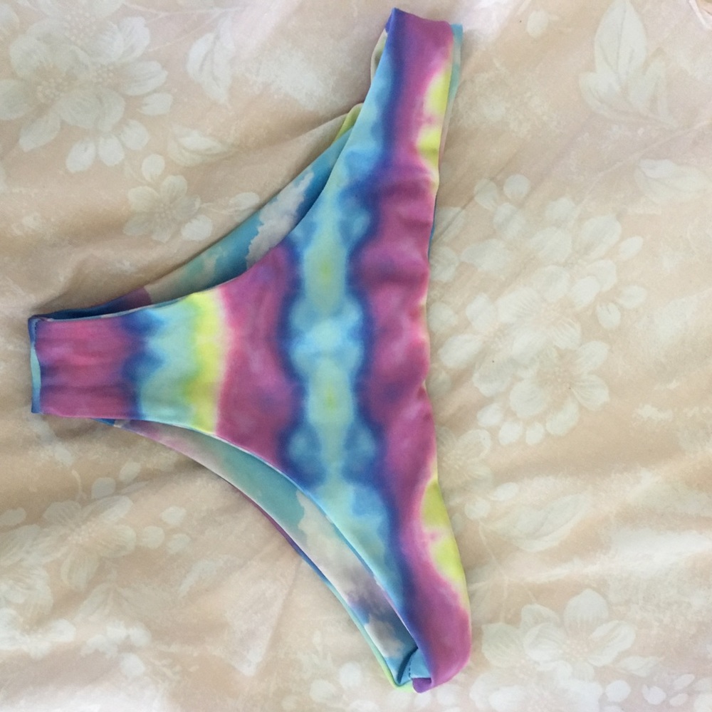 reversible Lali and Layla bottoms